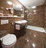 Priska Heritage Rooms