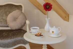 Priska Heritage Rooms