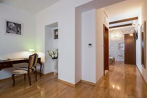 Priska Heritage Rooms