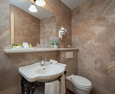 Priska Heritage Rooms