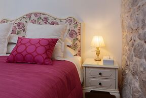 Priska Heritage Rooms