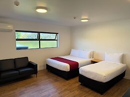 Uni Motel
