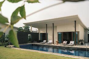 JW Marriott Bengaluru Prestige Golfshire Resort & Spa