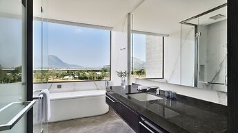 JW Marriott Bengaluru Prestige Golfshire Resort & Spa