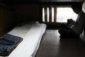HARUYA Umekoji - Hostel