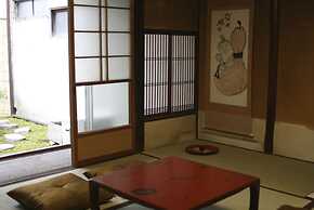 HARUYA Umekoji - Hostel