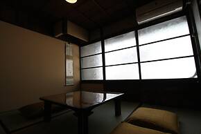 HARUYA Umekoji - Hostel