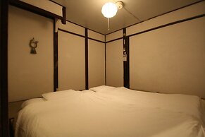 HARUYA Umekoji - Hostel