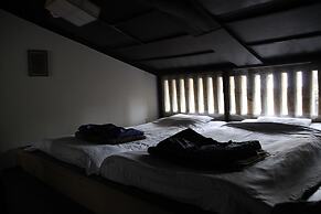 HARUYA Umekoji - Hostel