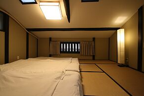 HARUYA Umekoji - Hostel