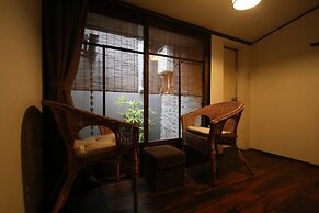 HARUYA Umekoji - Hostel