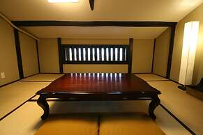 HARUYA Umekoji - Hostel