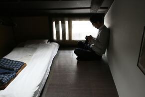 HARUYA Umekoji - Hostel