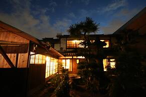 HARUYA Naramachi - Hostel