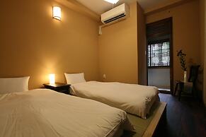 HARUYA Naramachi - Hostel