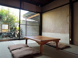 HARUYA Naramachi - Hostel