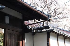 HARUYA Naramachi - Hostel