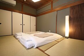 HARUYA Naramachi - Hostel