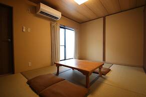 HARUYA Naramachi - Hostel