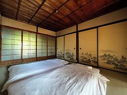 HARUYA Naramachi - Hostel