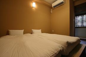 HARUYA Naramachi - Hostel