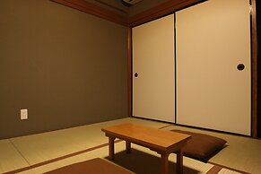 HARUYA Naramachi - Hostel