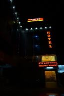 Housefinch Residency