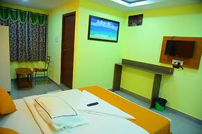 Housefinch Residency