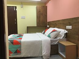 Housefinch Residency