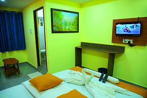 Housefinch Residency