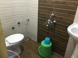 Housefinch Residency