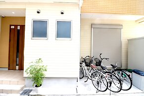 Sakura Japanese House - Hostel