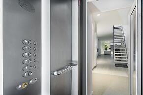 Dinesen Collection Luxury Condos By Royal Danish Theatre