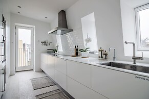 Dinesen Collection Luxury Condos By Royal Danish Theatre