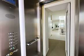 Dinesen Collection Luxury Condos By Royal Danish Theatre