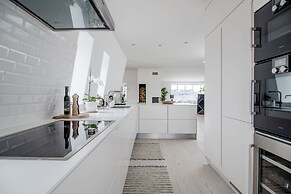 Dinesen Collection Luxury Condos By Royal Danish Theatre