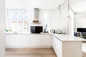 Dinesen Collection Luxury Condos By Royal Danish Theatre