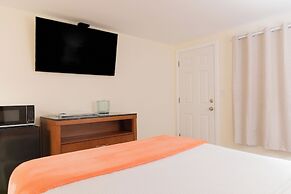 Broadway Court Motel