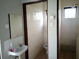 Milimani Backpackers