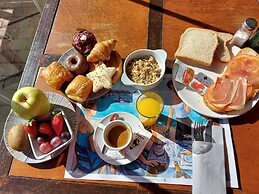 H. Boutique Peña Parda