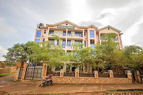 Brimax Hotel