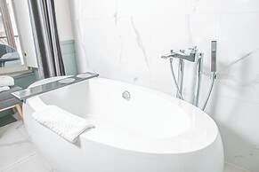 Illa Experience Hotel