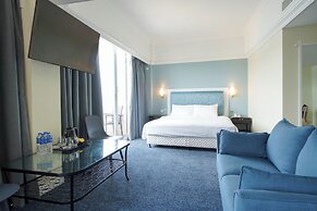 Warwick Hotel