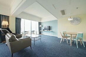 Warwick Hotel