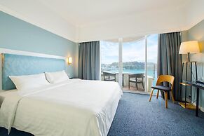 Warwick Hotel