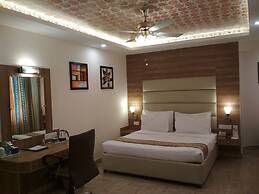 Grand Continental Hotel 