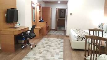 Grand Continental Hotel 