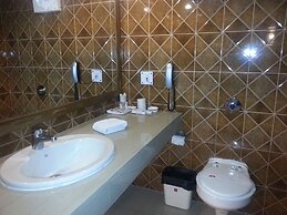 Grand Continental Hotel 