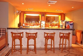 Grand Continental Hotel 