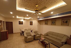 Grand Continental Hotel 